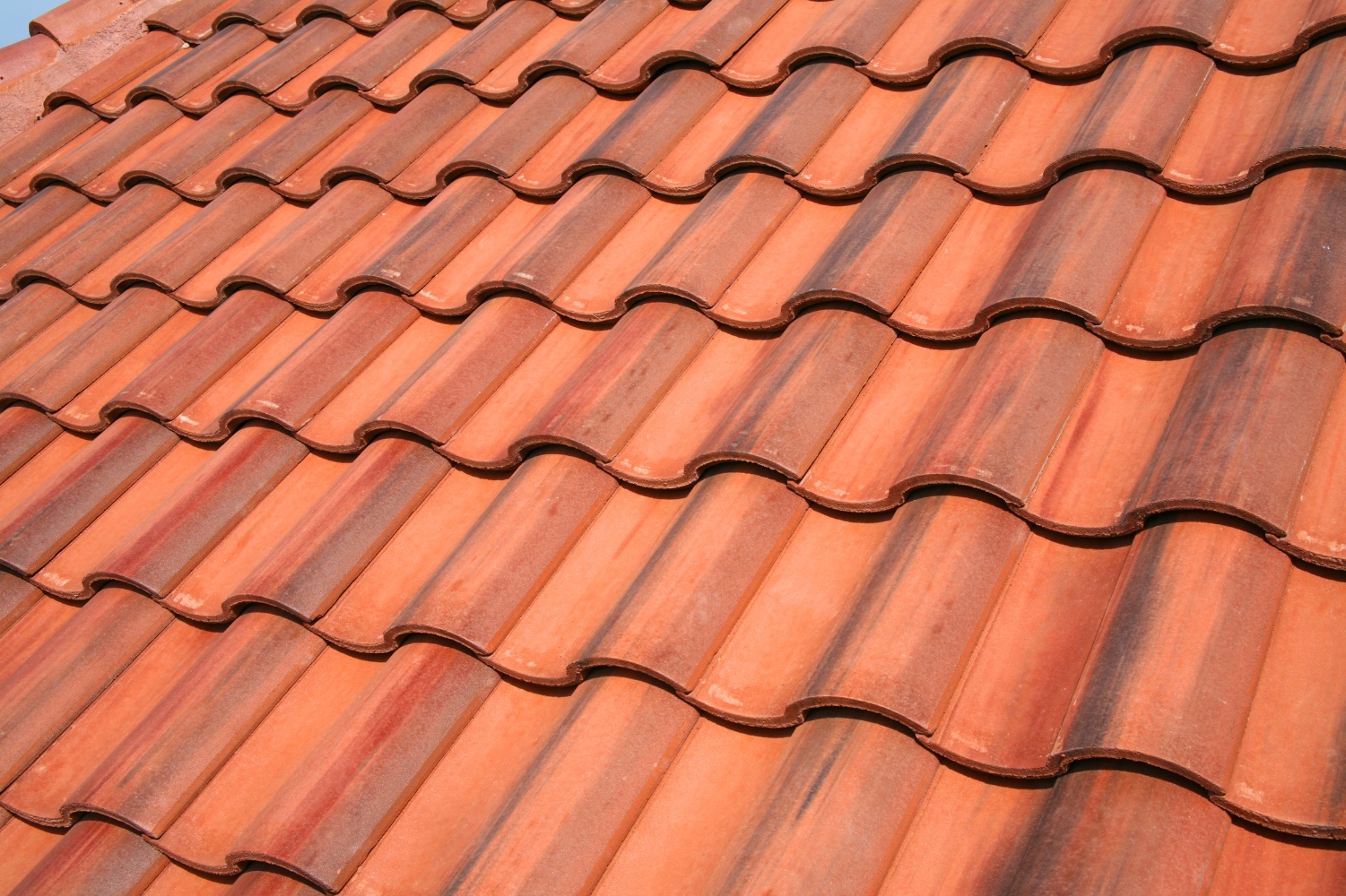 how long does a clay tile roof last
